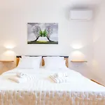 Peaceful Murvica Pool, Garden, And Modern Comfort - Two Bedroom With Private Pool *