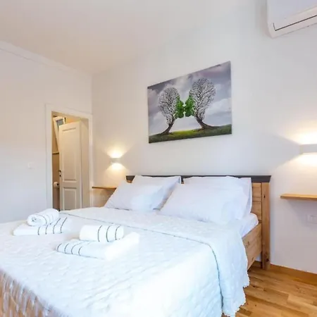 شقة Peaceful Murvica Pool, Garden, And Modern Comfort - Two Bedroom With Private Pool *