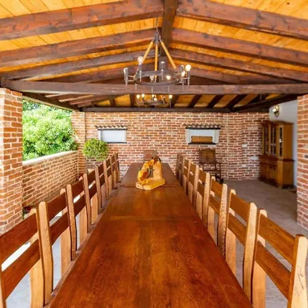 Peaceful Murvica Pool, Garden, And Modern Comfort - Two Bedroom With Private Pool