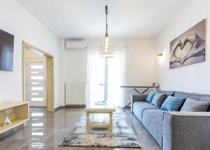 Peaceful Murvica Pool, Garden, And Modern Comfort - Two Bedroom With Private Pool * زادار