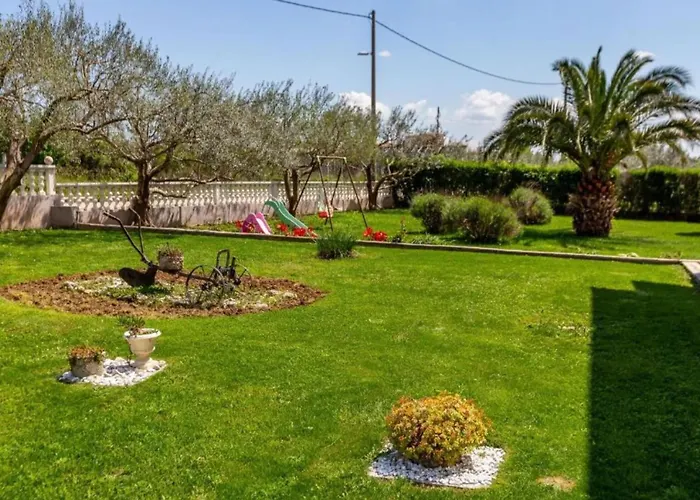 شقة Peaceful Murvica Pool, Garden, And Modern Comfort - Two Bedroom With Private Pool *